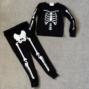 Lily & Dan Black Skeleton Pajama set